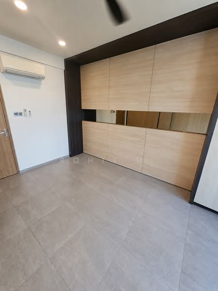 Parkshore, 201 Tanjong Rhu Road, 3 Bedrooms, 1,636 sqft, Condominium For Sale, by Rohit D., 500175642 - Master Bedroom - PropertyGuru.com.sg