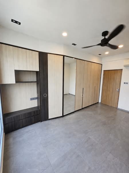 Parkshore, 201 Tanjong Rhu Road, 3 Bedrooms, 1,636 sqft, Condominium For Sale, by Rohit D., 500175642 - Master Bedroom - PropertyGuru.com.sg