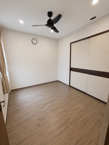 Parkshore, 201 Tanjong Rhu Road, 3 Bedrooms, 1,636 sqft, Condominium For Sale, by Rohit D., 500175642 - Common Room 2 - PropertyGuru.com.sg