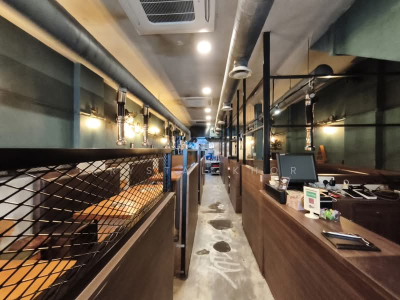 No GST | Next to Maxwell MRT | Fully-Fitted Restaurant Ground Floor Space in Tanjong Pagar, Kreta Ayer Road, Tanjong Pagar Road Tras Street, 1,450 sqft, Food & Beverage For Rent, by Krystal Khor, 500175645 - Interior - CommercialGuru.com.sg