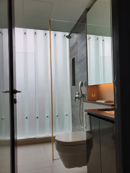 Oei Tiong Ham Park Residences, 29 Oei Tiong Ham Park, 4 Bedrooms, 4,822 sqft, Condominium For Rent, by Kelly Sam, 500175651 - Bathroom - PropertyGuru.com.sg