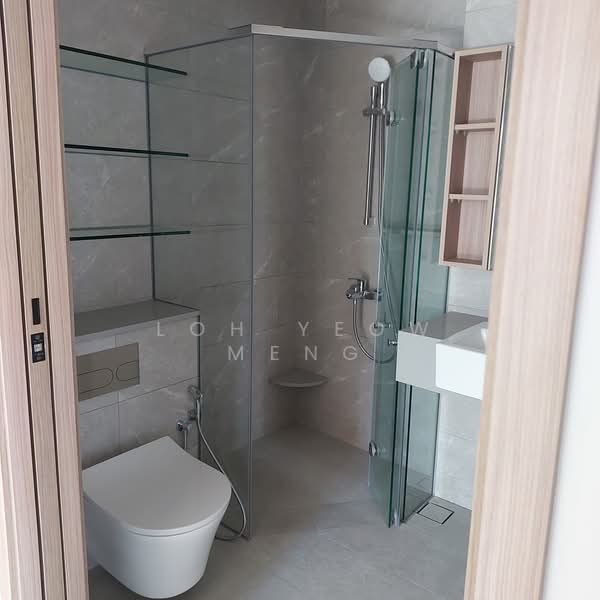 One 33 Residences, , 3 Bedrooms, 1,033 sqft, Apartment For Rent, by Loh Yeow Meng, 500175660 - Bathroom - PropertyGuru.com.sg