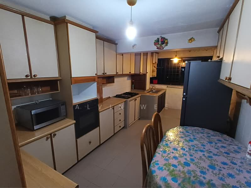 17 Marine Terrace, 17 Marine Terrace, 3 Bedrooms, 883 sqft, HDB Flat For Sale, by Alvin Wee, 500175661 - Kitchen - PropertyGuru.com.sg