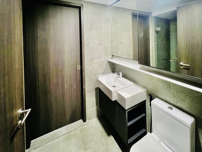 Riverfront Residences, 41 Hougang Avenue 7, 1 Bedroom, 517 sqft, Condominium For Sale, by Kevin Ng, 500175662 - Bathroom - PropertyGuru.com.sg