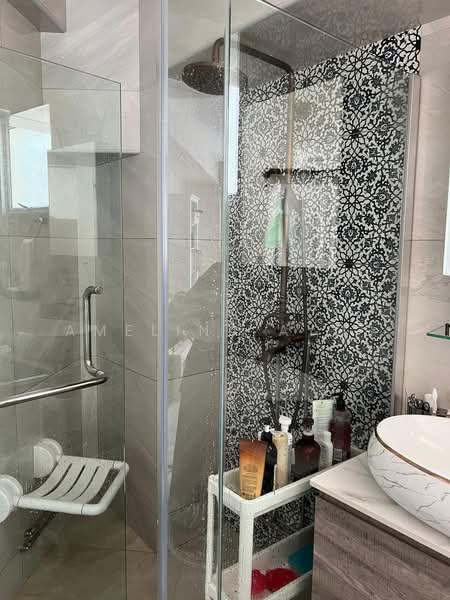 498F Tampines Street 45, 498F Tampines Street 45, 3 Bedrooms, 1,140 sqft, HDB Flat For Sale, by Amelina Ayob, 500175670 - Bathroom - PropertyGuru.com.sg