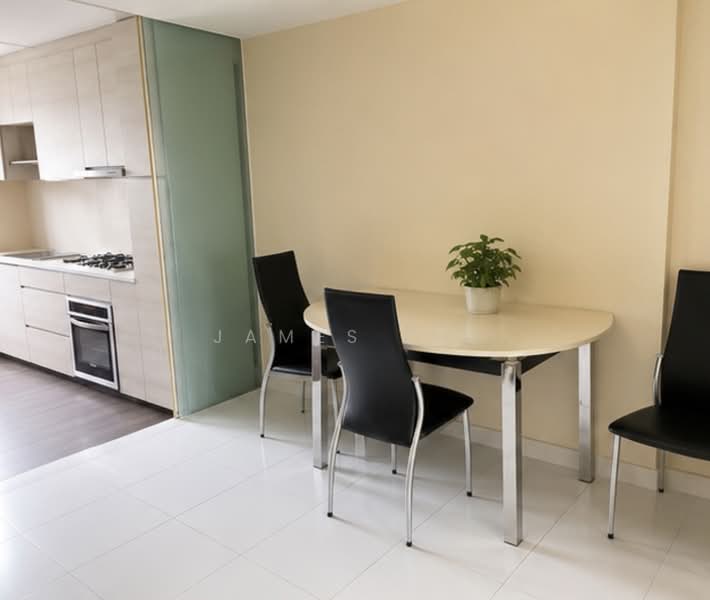 126 Ang Mo Kio Avenue 3, 126 Ang Mo Kio Avenue 3, 2 Bedrooms, 721 sqft, HDB Flat For Sale, by James Lee, 500175678 - Kitchen - PropertyGuru.com.sg