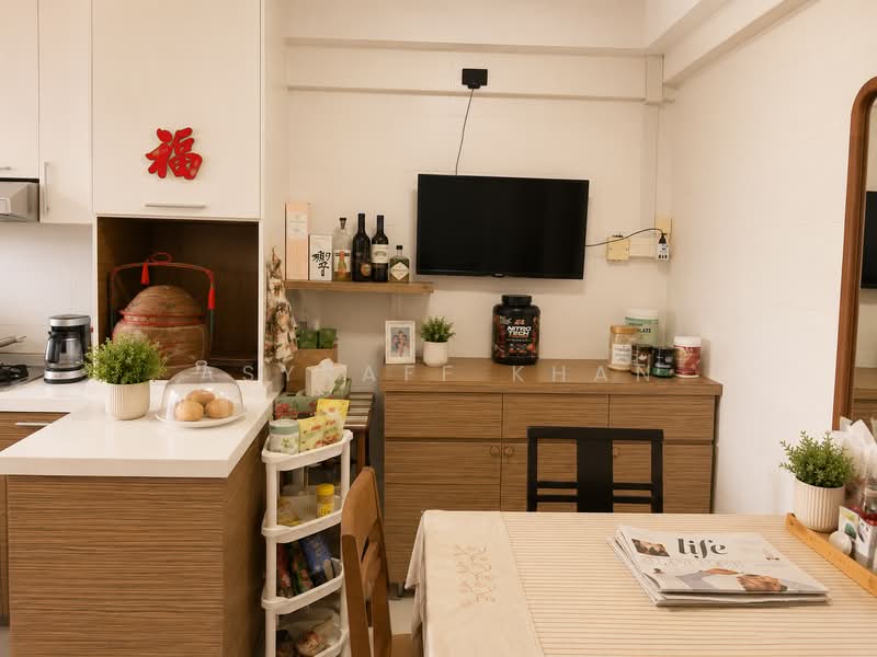 232 Tampines Street 21, 232 Tampines Street 21, 3 Bedrooms, 1,302 sqft, HDB Flat For Sale, by Asyraff Khan, 500175679 - Kitchen - PropertyGuru.com.sg