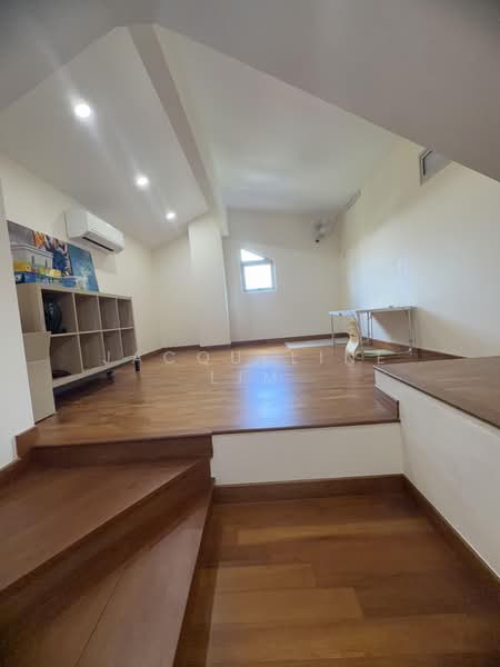 Yio Chu Kang Garden, Yio Chu Kang Garden, 5 Bedrooms, 5,000 sqft, Corner Terrace For Rent, by Jacqueline Lim, 500175704 - Interior - PropertyGuru.com.sg