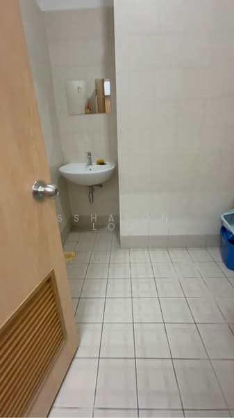 E-Centre @ Redhill, 3791 Jalan Bukit Merah, 990 sqft, Light Industrial (B1) For Sale, by Ssharon Loh, 500175706 - CommercialGuru.com.sg