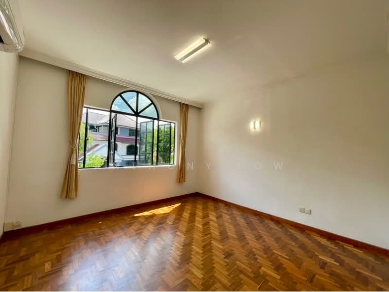 Garlick Ville, Sixth Crescent, 5 Bedrooms, 2,700 sqft, Terraced House For Rent, by Anthony Low, 500175716 - PropertyGuru.com.sg