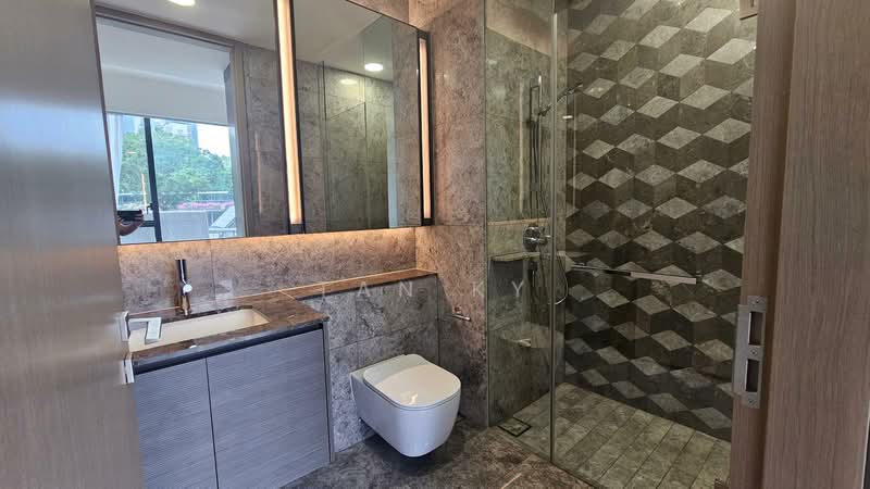 Leedon Green, 28 Leedon Heights, 2 Bedrooms, 710 sqft, Condominium For Sale, by Tan KY, 500175723 - Bathroom - PropertyGuru.com.sg