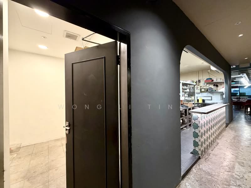 Craig Road, Craig Road, 1,450 sqft, Shop / Shophouse For Rent, by Wong Li Ting, 500175728 - Store Room - CommercialGuru.com.sg
