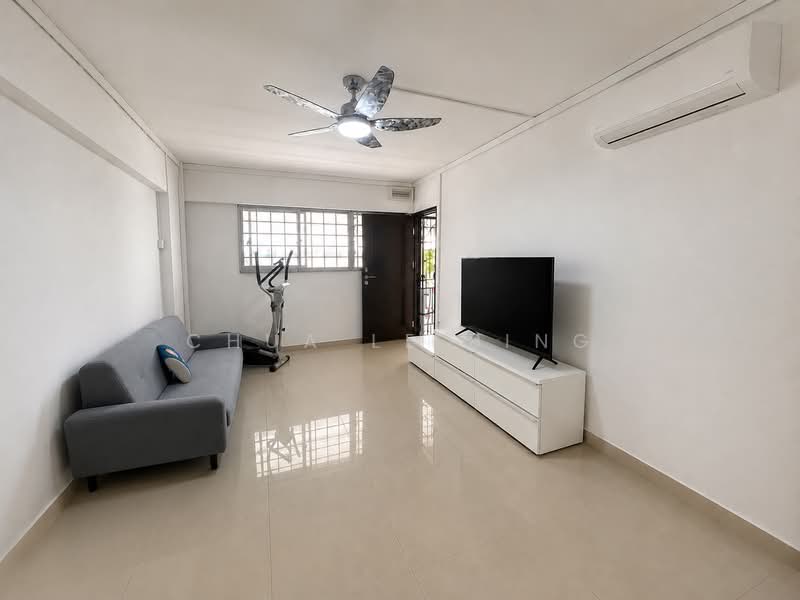 803 Yishun Ring Road, 803 Yishun Ring Road, 2 Bedrooms, 797 sqft, HDB Flat For Sale, by Chua Le Bing, 500175736 - Living Room - PropertyGuru.com.sg