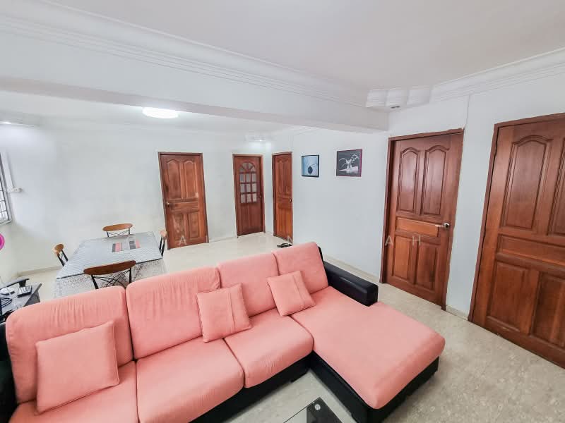 404 Choa Chu Kang Avenue 3, 404 Choa Chu Kang Avenue 3, 3 Bedrooms, 1,119 sqft, HDB Flat For Rent, by Clauson Seah, 500175738 - Living Room - PropertyGuru.com.sg