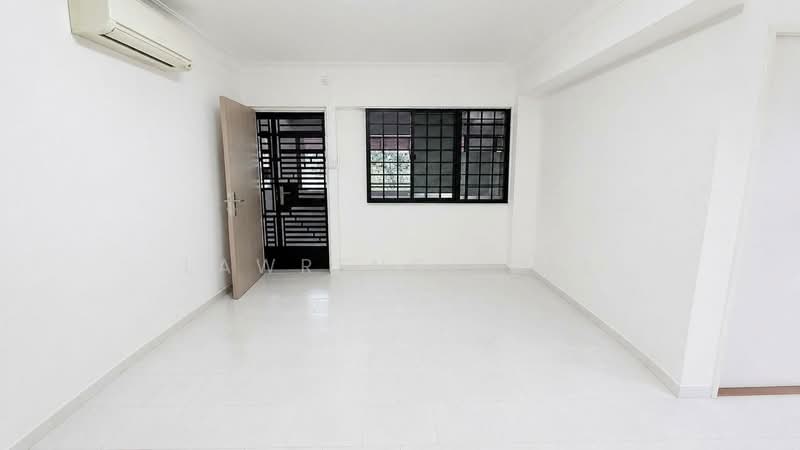 287 Bishan Street 24, 287 Bishan Street 24, 4 Bedrooms, 1,109 sqft, HDB Flat For Rent, by Lawrence Lee, 500175741 - Living Room - PropertyGuru.com.sg