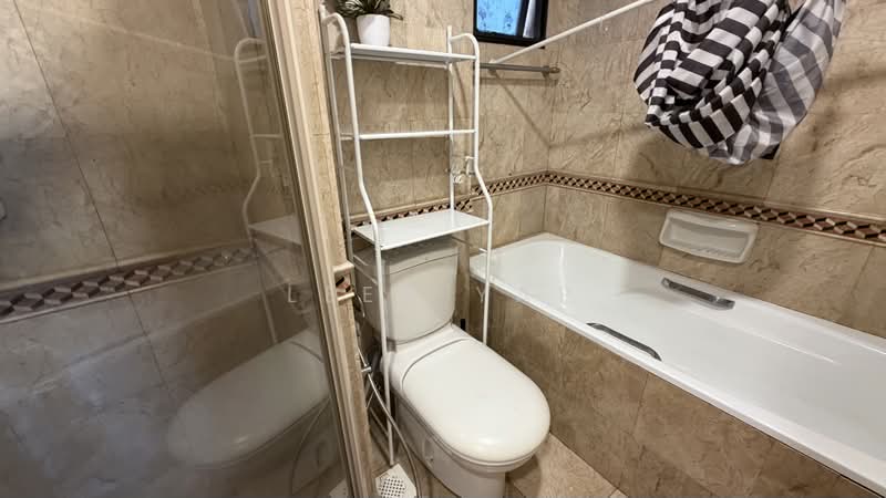 Heritage View, 6 Dover Rise, Room Rental, 150 sqft, Condominium For Rent, by Leen Yap, 500175743 - Bathroom - PropertyGuru.com.sg