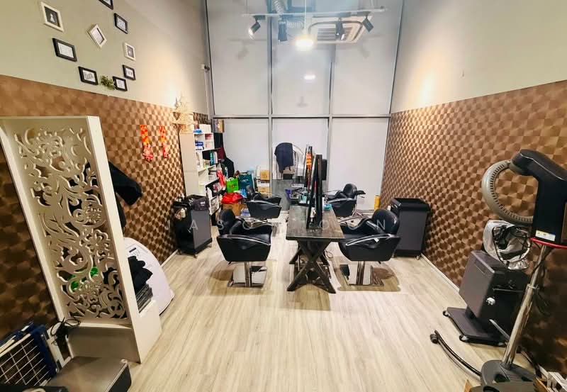 The MidTown, 1189 Upper Serangoon Road, 300 sqft, Mall Shop For Rent, by Jason Oon, 500175752 - Interior - CommercialGuru.com.sg
