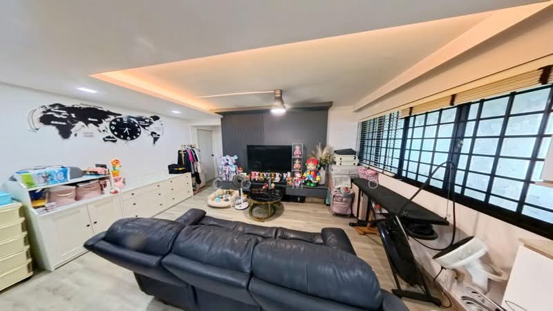 103 Serangoon North Avenue 1, 103 Serangoon North Avenue 1, 3 Bedrooms, 980 sqft, HDB Flat For Sale, by Malcolm Hoe, 500175767 - Living Room - PropertyGuru.com.sg