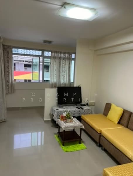 40 Circuit Road, 40 Circuit Road, 2 Bedrooms, 660 sqft, HDB Flat For Rent, by JUDY TAN, 500175768 - Living Room - PropertyGuru.com.sg