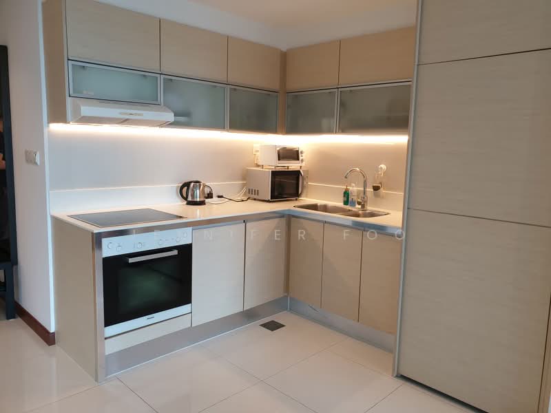 The Sail @ Marina Bay, 6 Marina Boulevard, 2 Bedrooms, 861 sqft, Condominium For Sale, by Jennifer Foo, 500175781 - Kitchen - PropertyGuru.com.sg