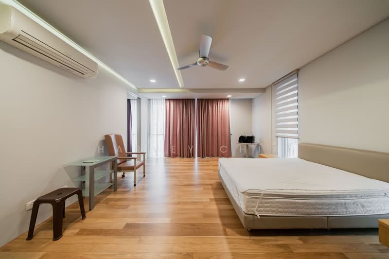 Rebuilt 3.5 storey freehold bungalow in Bartley Serangoon Enclave, , 7 Bedrooms, 6,300 sqft, Detached House For Sale, by Harvey Chia, 500175782 - Guest Room - PropertyGuru.com.sg