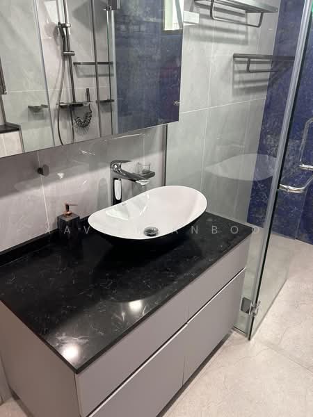 Parc Oasis, 35 Jurong East Avenue 1, 3 Bedrooms, 1,378 sqft, Condominium For Rent, by Xavier Anboo, 500175807 - Bathroom - PropertyGuru.com.sg