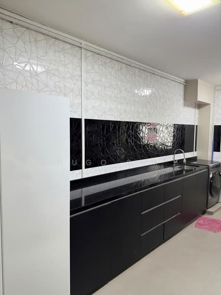 637 Hougang Avenue 8, 637 Hougang Avenue 8, 3 Bedrooms, 904 sqft, HDB Flat For Sale, by Hugo Sim, 500175811 - Kitchen - PropertyGuru.com.sg