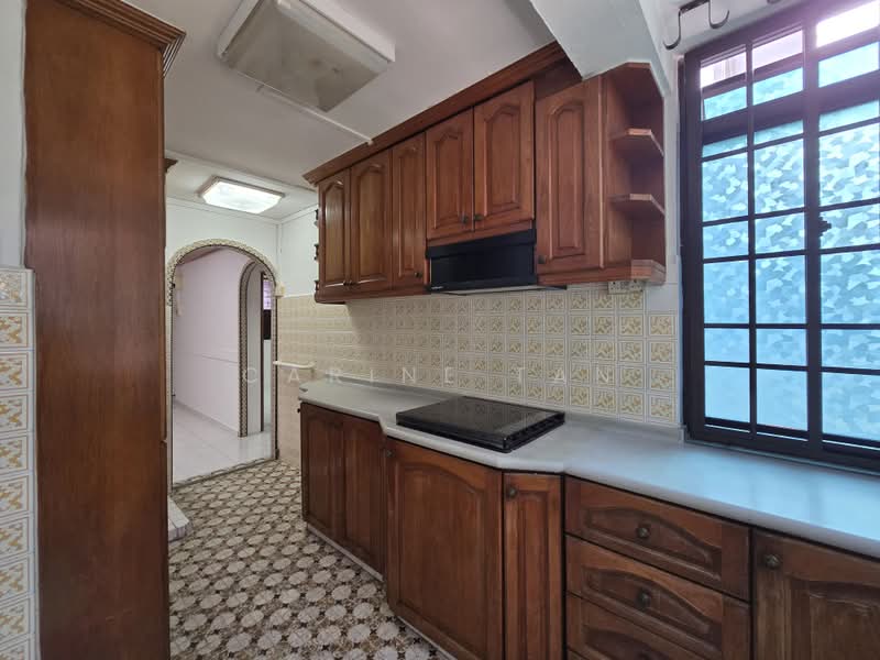 45 Circuit Road, 45 Circuit Road, 2 Bedrooms, 560 sqft, HDB Flat For Sale, by Carine Tan, 500175820 - Kitchen - PropertyGuru.com.sg