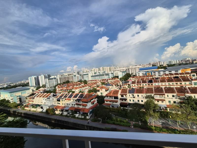 Lakepoint Condo, 2 Lakepoint Drive, 4 Bedrooms, 2,217 sqft, Condominium For Sale, by RONALD, 500175824 - Exterior - PropertyGuru.com.sg