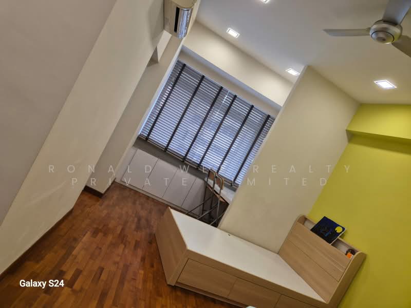 Lakepoint Condo, 2 Lakepoint Drive, 4 Bedrooms, 2,217 sqft, Condominium For Sale, by RONALD, 500175824 - Bedroom - PropertyGuru.com.sg