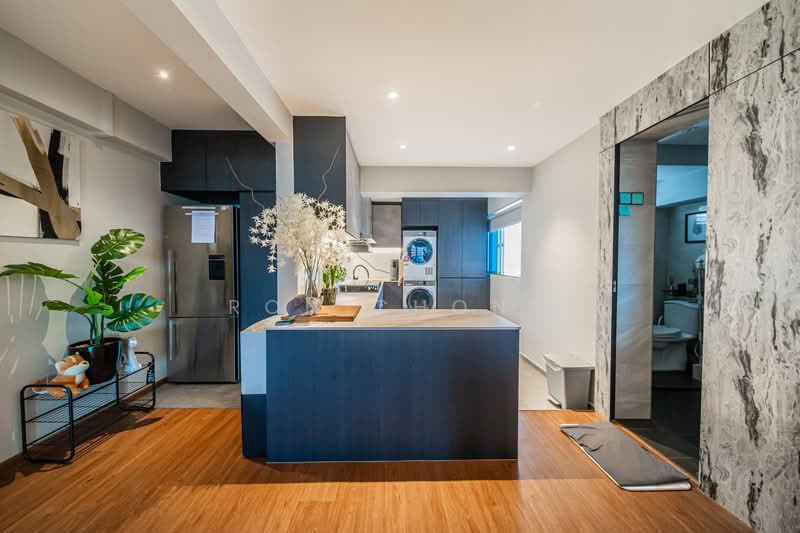 355 Clementi Avenue 2, 355 Clementi Avenue 2, 3 Bedrooms, 1,259 sqft, HDB Flat For Sale, by Ron Chong, 500175835 - Kitchen - PropertyGuru.com.sg
