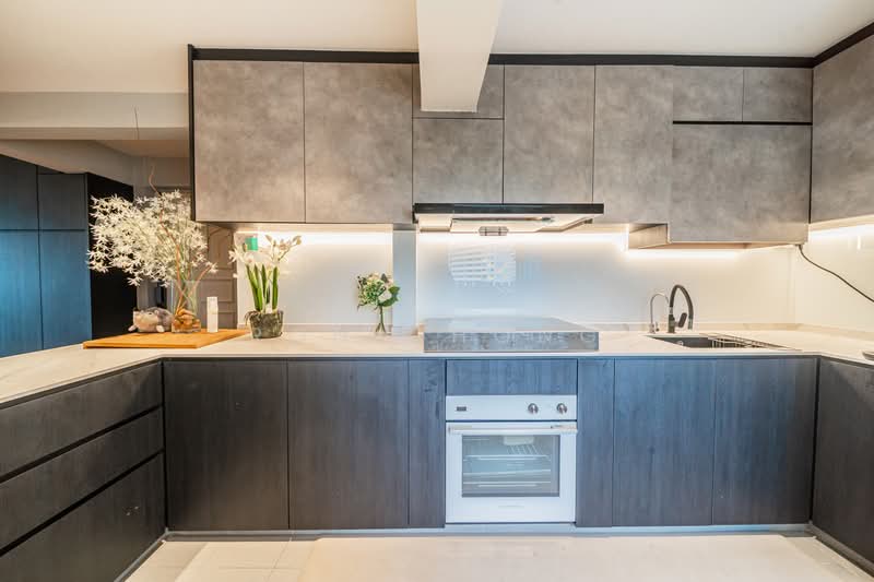 355 Clementi Avenue 2, 355 Clementi Avenue 2, 3 Bedrooms, 1,259 sqft, HDB Flat For Sale, by Ron Chong, 500175835 - Kitchen - PropertyGuru.com.sg