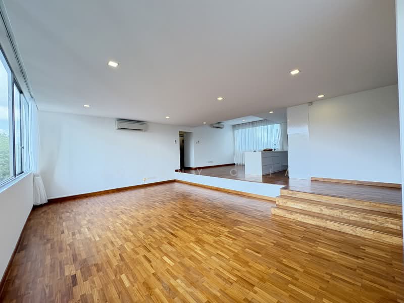Nassim Regency, 37 Nassim Road, 3 Bedrooms, 2,056 sqft, Apartment For Rent, by Johnny Chia, 500175844 - Living Room - PropertyGuru.com.sg