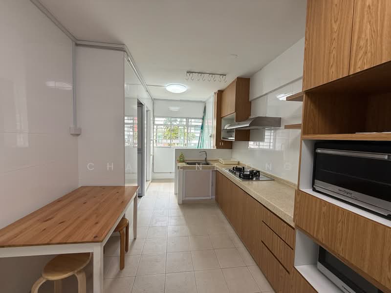 140 Lorong Ah Soo, 140 Lorong Ah Soo, 3 Bedrooms, 1,420 sqft, HDB Flat For Rent, by Charlene Ong, 500175847 - Kitchen - PropertyGuru.com.sg