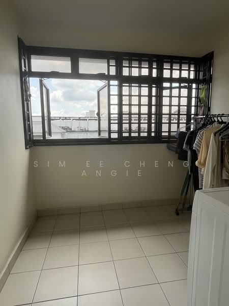 131 Ang Mo Kio Avenue 3, 131 Ang Mo Kio Avenue 3, 3 Bedrooms, 1,054 sqft, HDB Flat For Sale, by SIM EE CHENG ANGIE, 500175851 - Utility Room  - PropertyGuru.com.sg