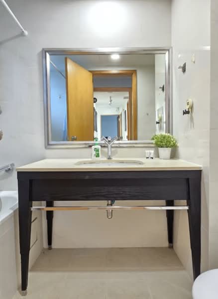 Blue Horizon, 23 West Coast Crescent, Room Rental, 160 sqft, Condominium For Rent, by Tay Shaoqi, 500175852 - Master Bathroom - PropertyGuru.com.sg