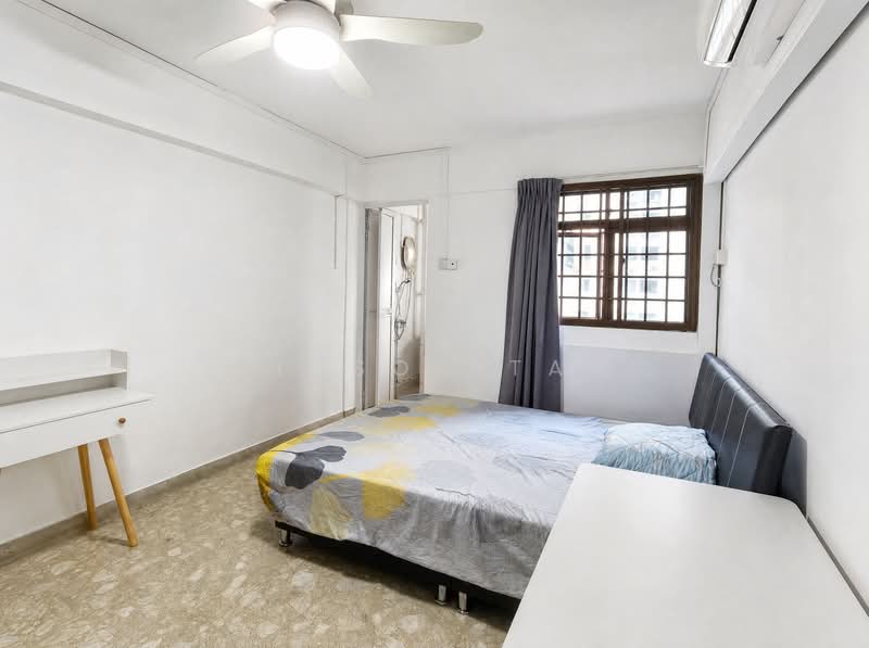 472 Ang Mo Kio Avenue 10, 472 Ang Mo Kio Avenue 10, 3 Bedrooms, 990 sqft, HDB Flat For Sale, by Ricson Tan, 500175860 - Bedroom - PropertyGuru.com.sg