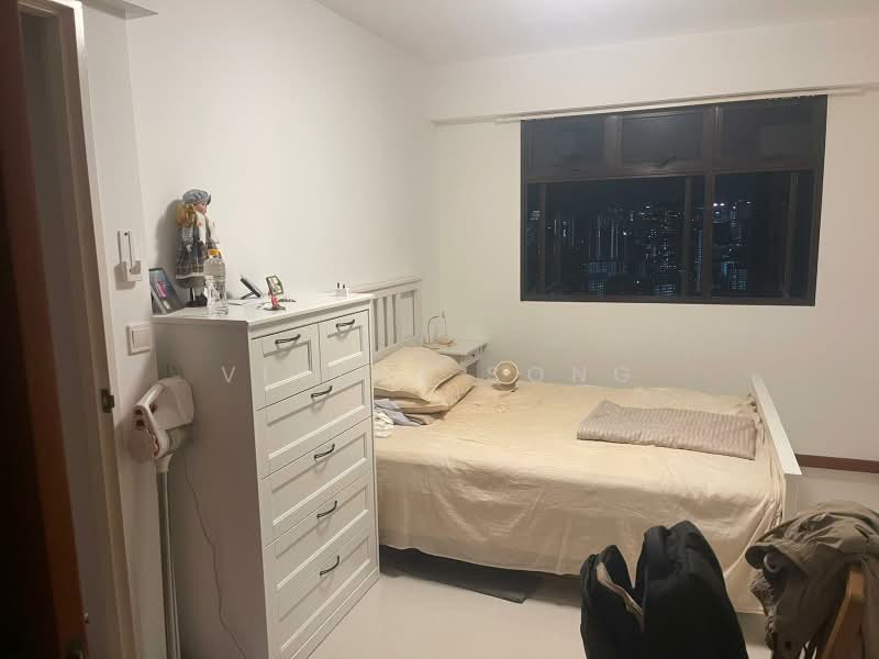 263 Toa Payoh Apex, 263 Toa Payoh East, 2 Bedrooms, 732 sqft, HDB Flat For Rent, by Vivian Song, 500175899 - Bedroom - PropertyGuru.com.sg