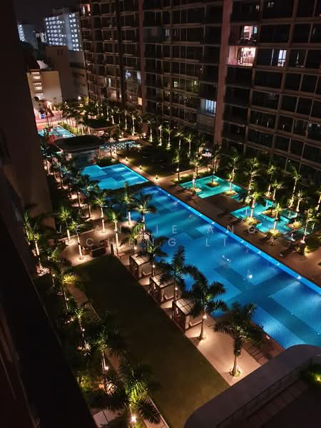 Hundred Palms Residences, 262 Yio Chu Kang Road, 5 Bedrooms, 1,528 sqft, Executive Condominium For Sale, by Jeannie Ang Cheng Li, 500175902 - Pool - PropertyGuru.com.sg