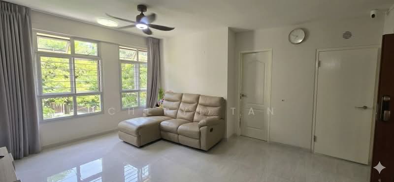 119B Canberra Crescent, 119B Canberra Crescent, 4 Bedrooms, 1,216 sqft, HDB Flat For Sale, by Cheryl Tan, 500175904 - Living Room - PropertyGuru.com.sg