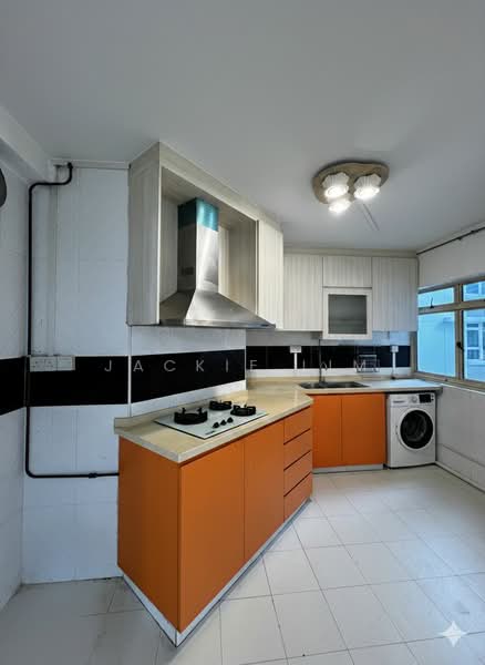 182 Jelebu Road, 182 Jelebu Road, 3 Bedrooms, 1,184 sqft, HDB Flat For Sale, by Jackie Lim, 500175908 - Kitchen - PropertyGuru.com.sg