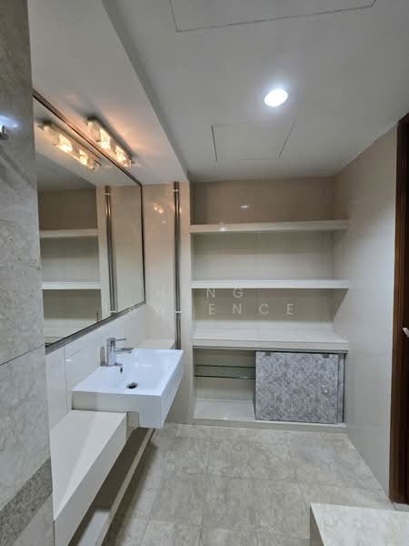 La Maison, 10 Moulmein Rise, 3 Bedrooms, 1,400 sqft, Condominium For Rent, by Heng Lawrence, 500175921 - Bathroom - PropertyGuru.com.sg