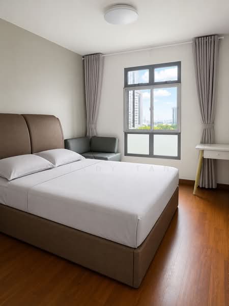 32 Margaret Drive, 32 Margaret Drive, 3 Bedrooms, 947 sqft, HDB Flat For Sale, by Cindy Tan, 500175926 - Master Bedroom - PropertyGuru.com.sg