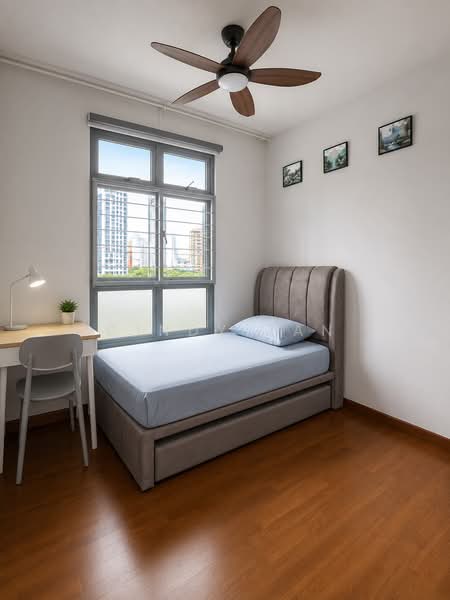 32 Margaret Drive, 32 Margaret Drive, 3 Bedrooms, 947 sqft, HDB Flat For Sale, by Cindy Tan, 500175926 - Bedroom 3 - PropertyGuru.com.sg