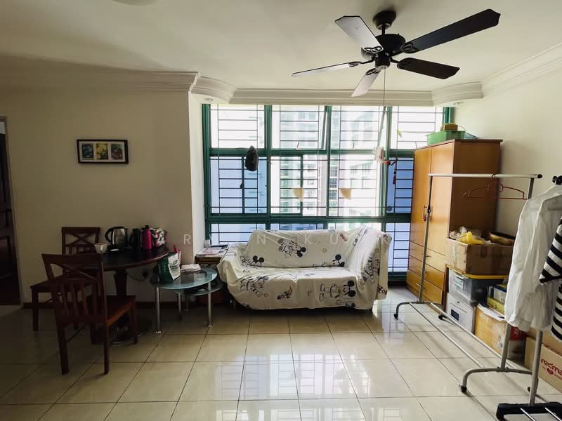 688D Woodlands Drive 75, 688D Woodlands Drive 75, 3 Bedrooms, 969 sqft, HDB Flat For Rent, by Arvin Kuek, 500175927 - Living Room - PropertyGuru.com.sg