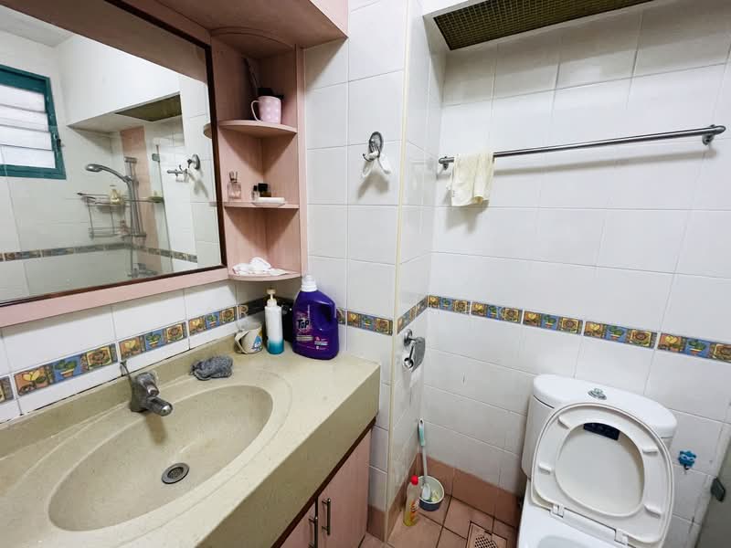 688D Woodlands Drive 75, 688D Woodlands Drive 75, 3 Bedrooms, 969 sqft, HDB Flat For Rent, by Arvin Kuek, 500175927 - Bathroom - PropertyGuru.com.sg