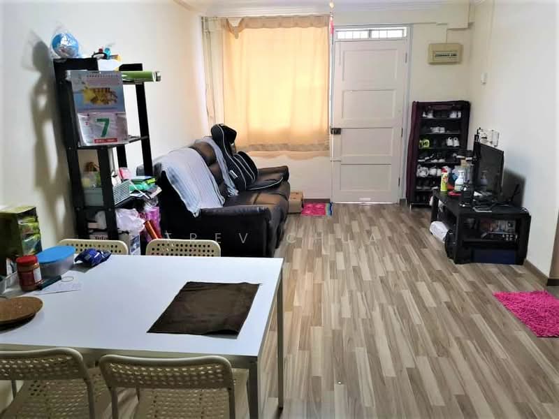 98 Lorong 1 Toa Payoh, 98 Lorong 1 Toa Payoh, 2 Bedrooms, 732 sqft, HDB Flat For Rent, by Trev Chua, 500175928 - Living Room - PropertyGuru.com.sg