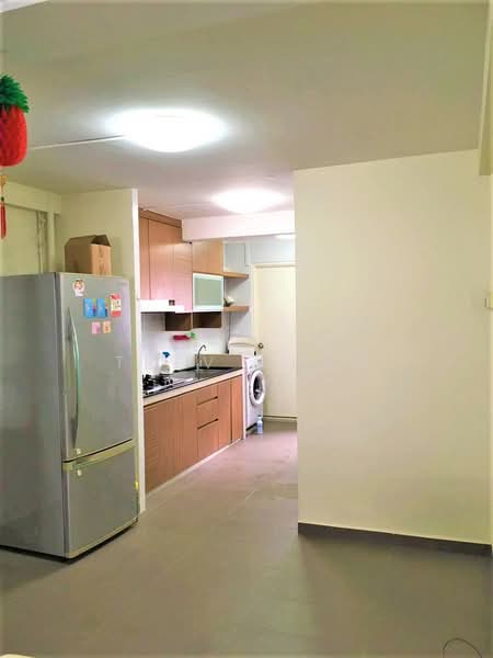 98 Lorong 1 Toa Payoh, 98 Lorong 1 Toa Payoh, 2 Bedrooms, 732 sqft, HDB Flat For Rent, by Trev Chua, 500175928 - Kitchen - PropertyGuru.com.sg