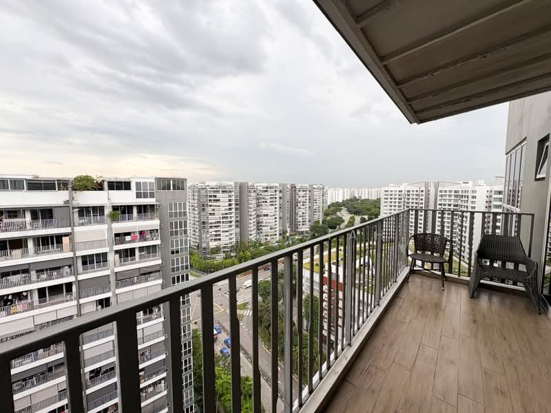 Heron Bay, 61 Upper Serangoon View, 5 Bedrooms, 2,583 sqft, Executive Condominium For Sale, by Aaron Siah, 500175935 - Balcony - PropertyGuru.com.sg