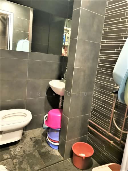 15 Eunos Crescent, 15 Eunos Crescent, Room Rental, 100 sqft, HDB Flat For Rent, by Trev Chua, 500175936 - Bathroom - PropertyGuru.com.sg
